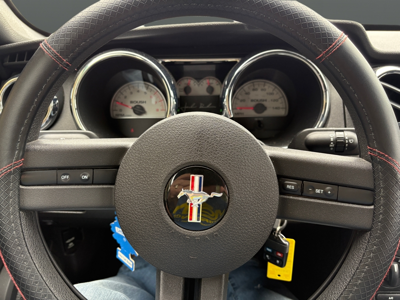 Ford MUSTANG GT  2005