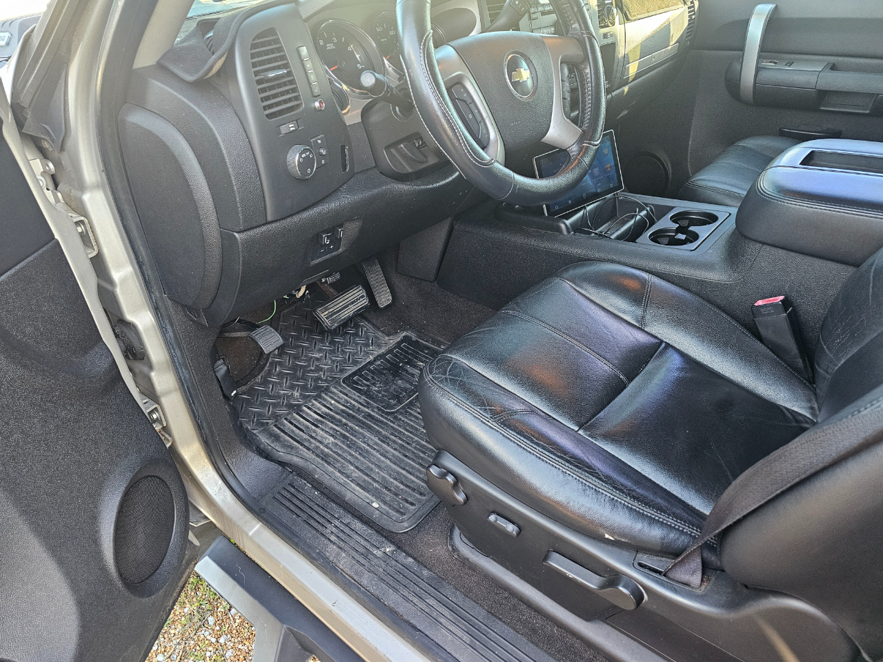 Chevrolet Silverado 3500HD 2WD Crew Cab 167" DRW LT w/2LT 2008 Chevrolet Silverado 3500HD 2WD Crew Cab 167" DRW LT w/2LT 2008