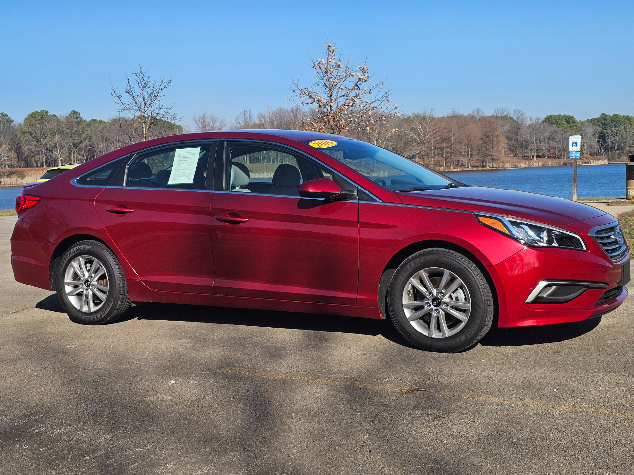 Hyundai Sonata 4dr Sdn 2.4L SE 2016