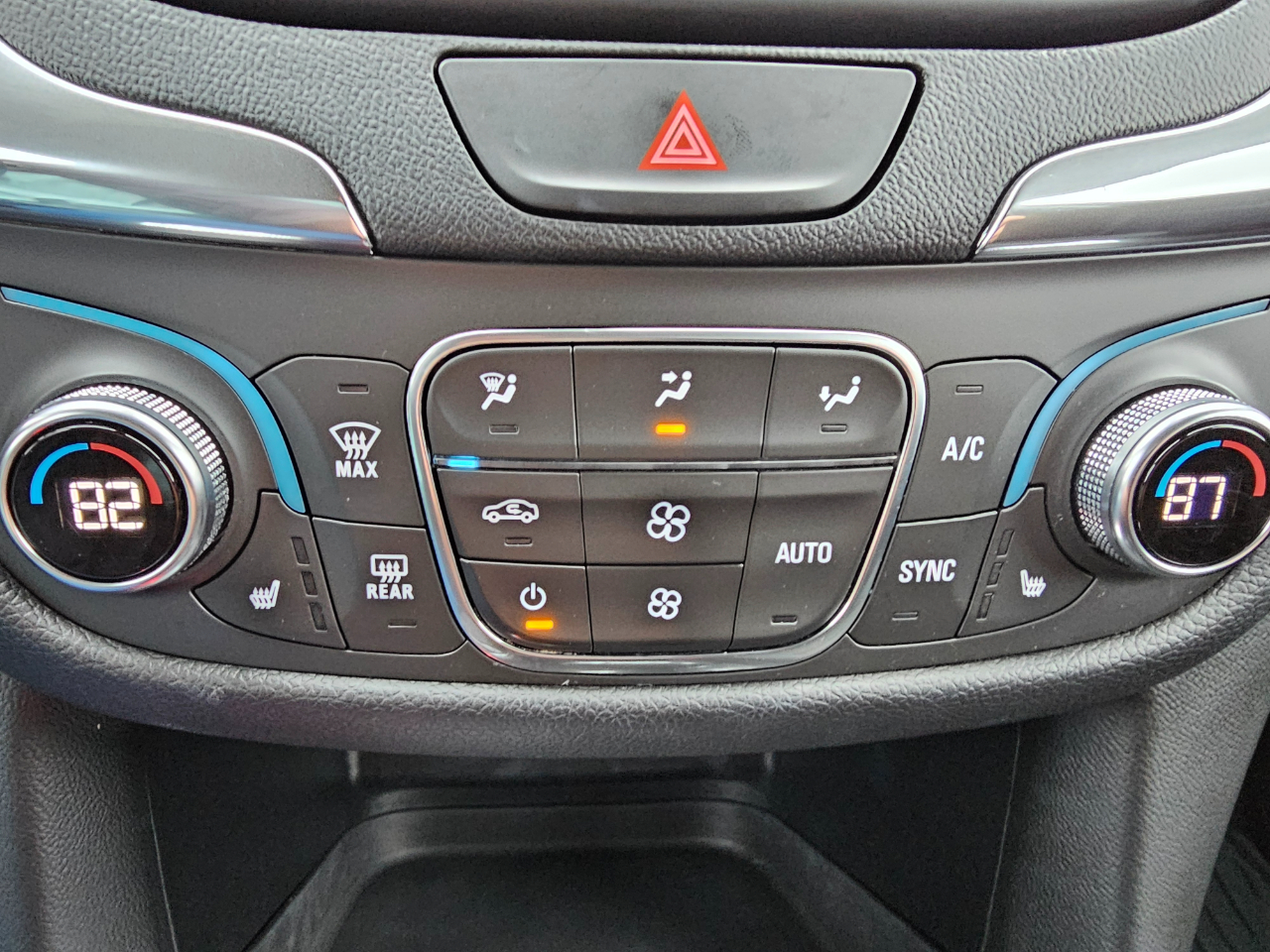 Chevrolet Equinox FWD 4dr LT w/2FL 2019