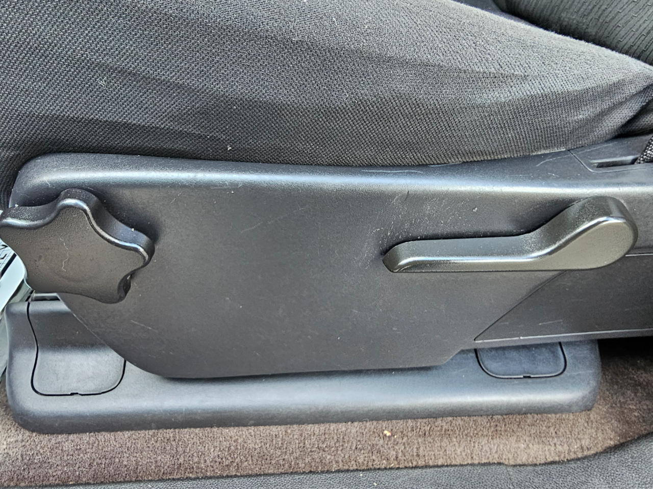 Chevrolet Silverado 1500 2WD Reg Cab 133.0" LT 2013