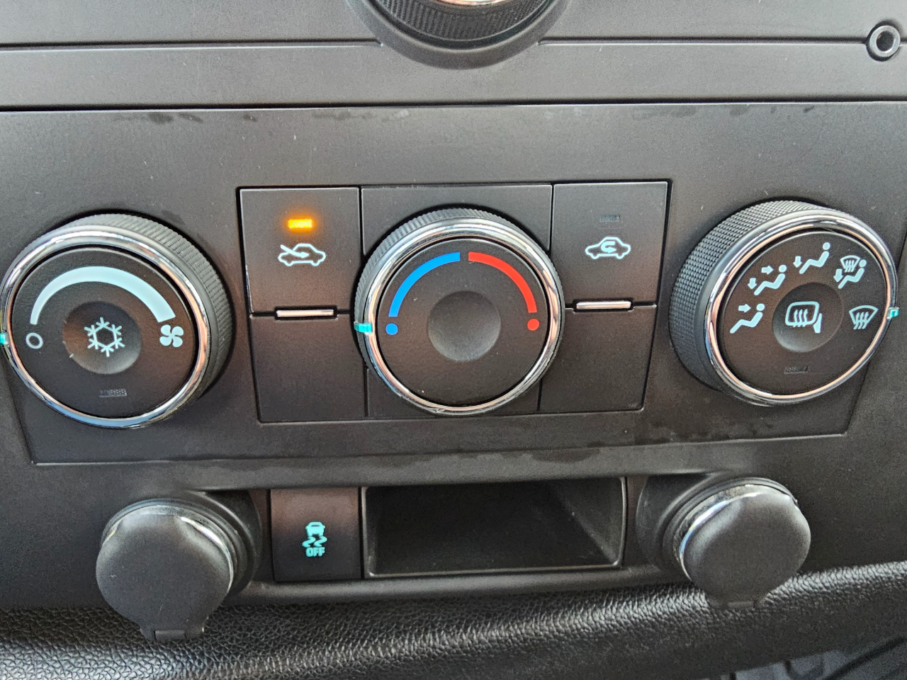 Chevrolet Silverado 1500 2WD Reg Cab 133.0" LT 2013