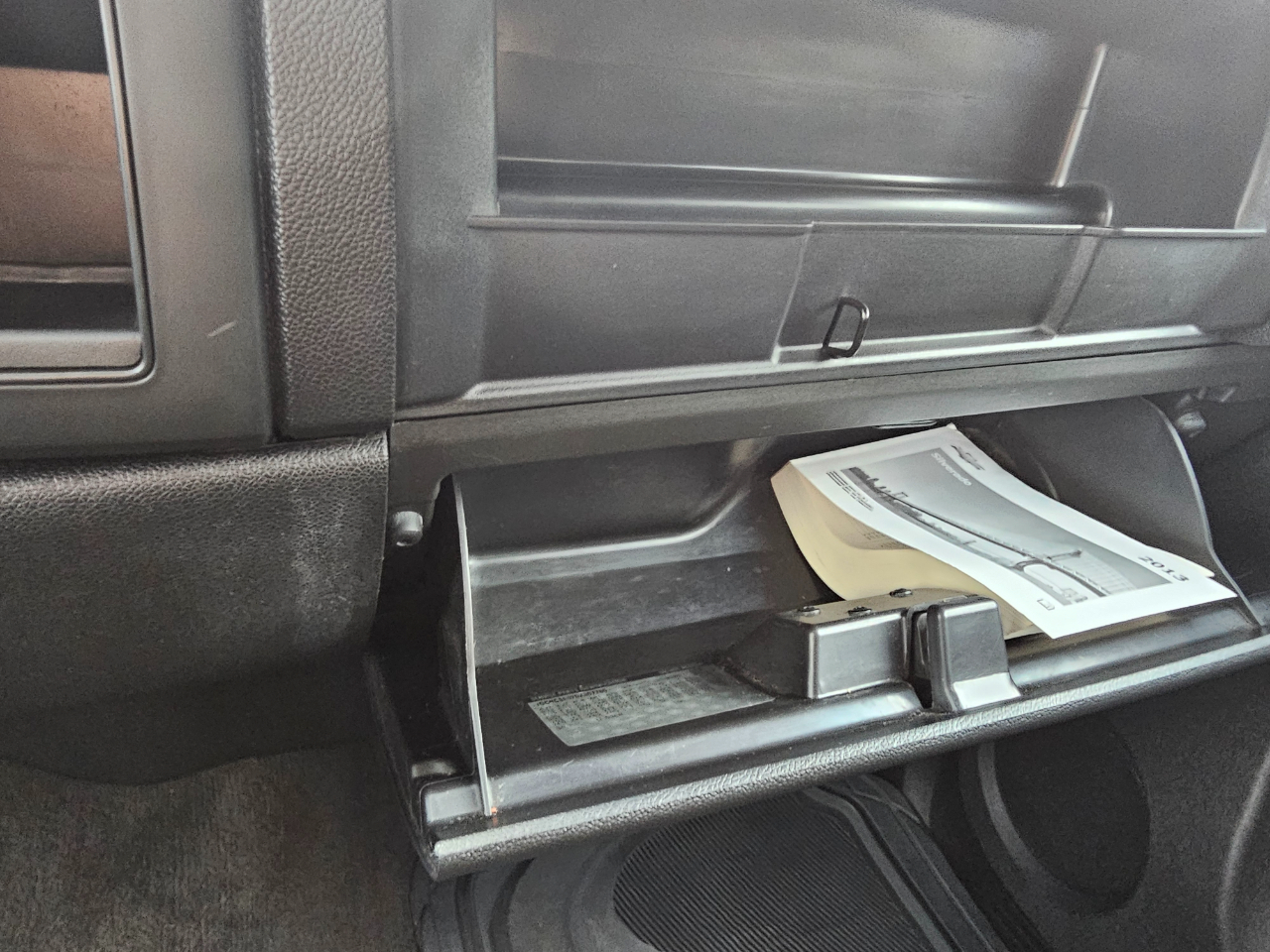 Chevrolet Silverado 1500 2WD Reg Cab 133.0" LT 2013