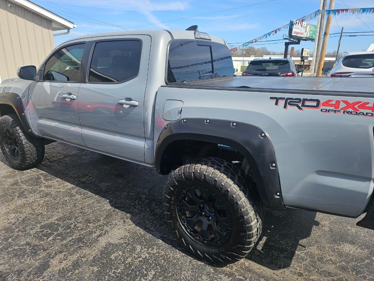 Toyota Tacoma 4WD TRD Off Road Double Cab 5' Bed V6 MT (Natl) 2019