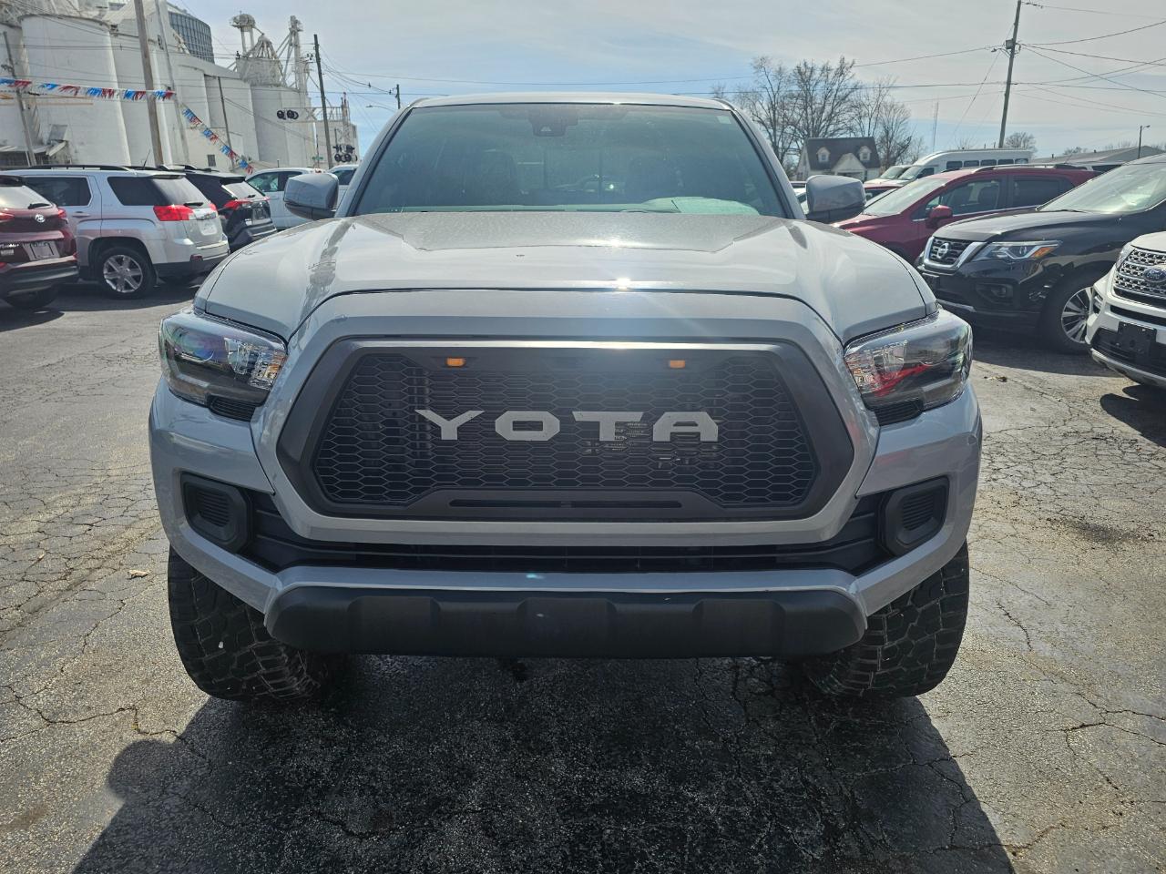 Toyota Tacoma 4WD TRD Off Road Double Cab 5' Bed V6 MT (Natl) 2019