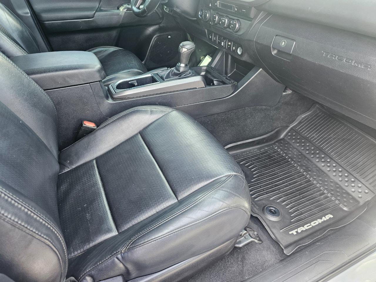 Toyota Tacoma 4WD TRD Off Road Double Cab 5' Bed V6 MT (Natl) 2019