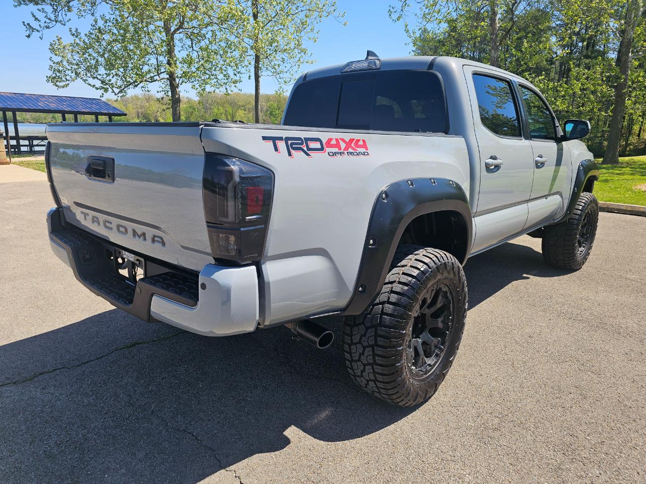 Toyota Tacoma 4WD TRD Off Road Double Cab 5' Bed V6 MT (Natl) 2019
