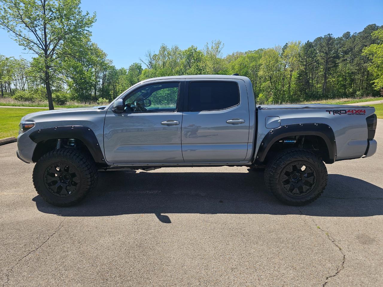 Toyota Tacoma 4WD TRD Off Road Double Cab 5' Bed V6 MT (Natl) 2019