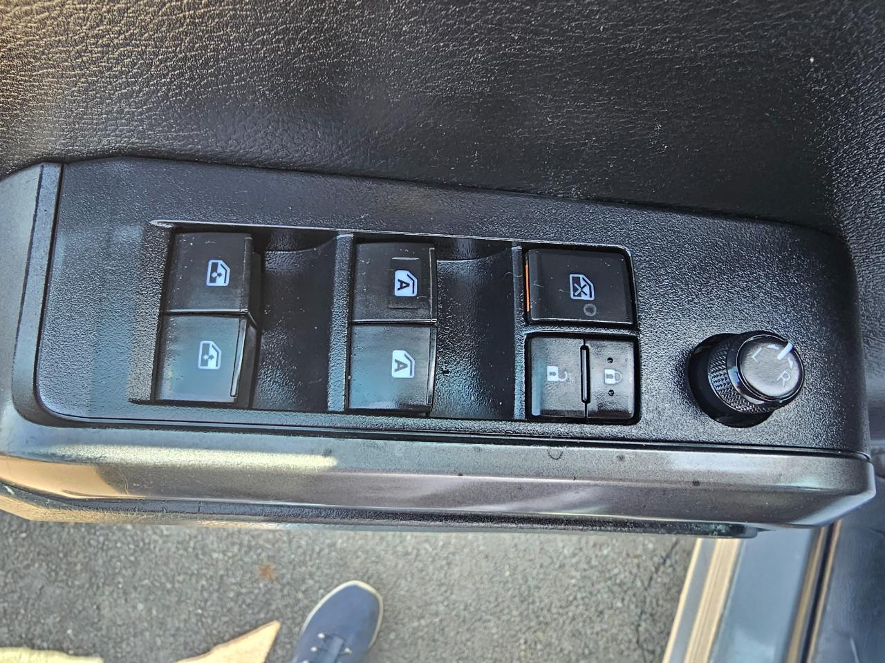 Toyota Tacoma 4WD TRD Off Road Double Cab 5' Bed V6 MT (Natl) 2019