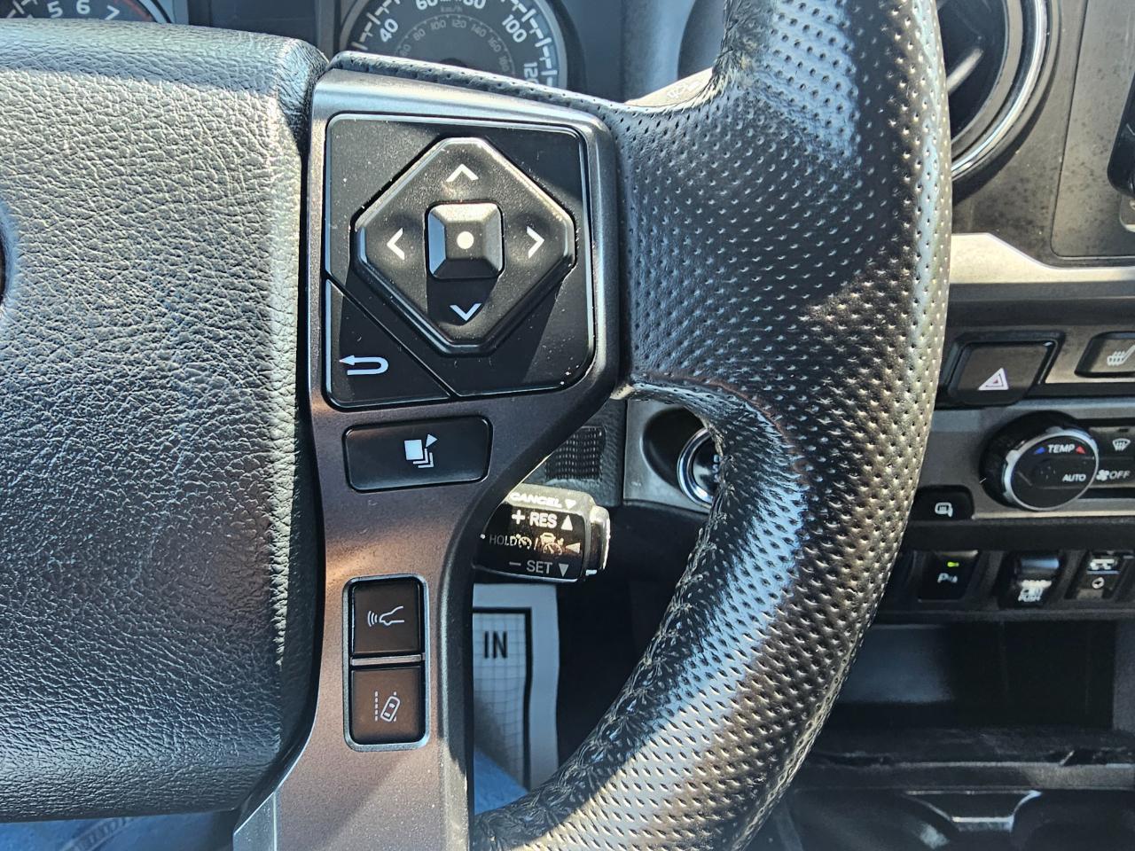 Toyota Tacoma 4WD TRD Off Road Double Cab 5' Bed V6 MT (Natl) 2019