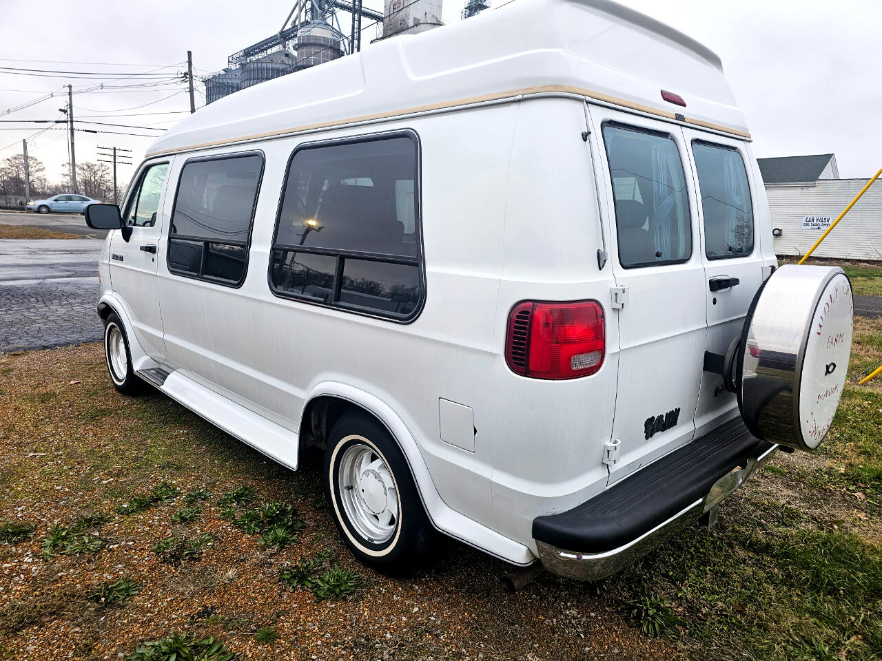 Dodge Ram Van B250 109" WB 1994