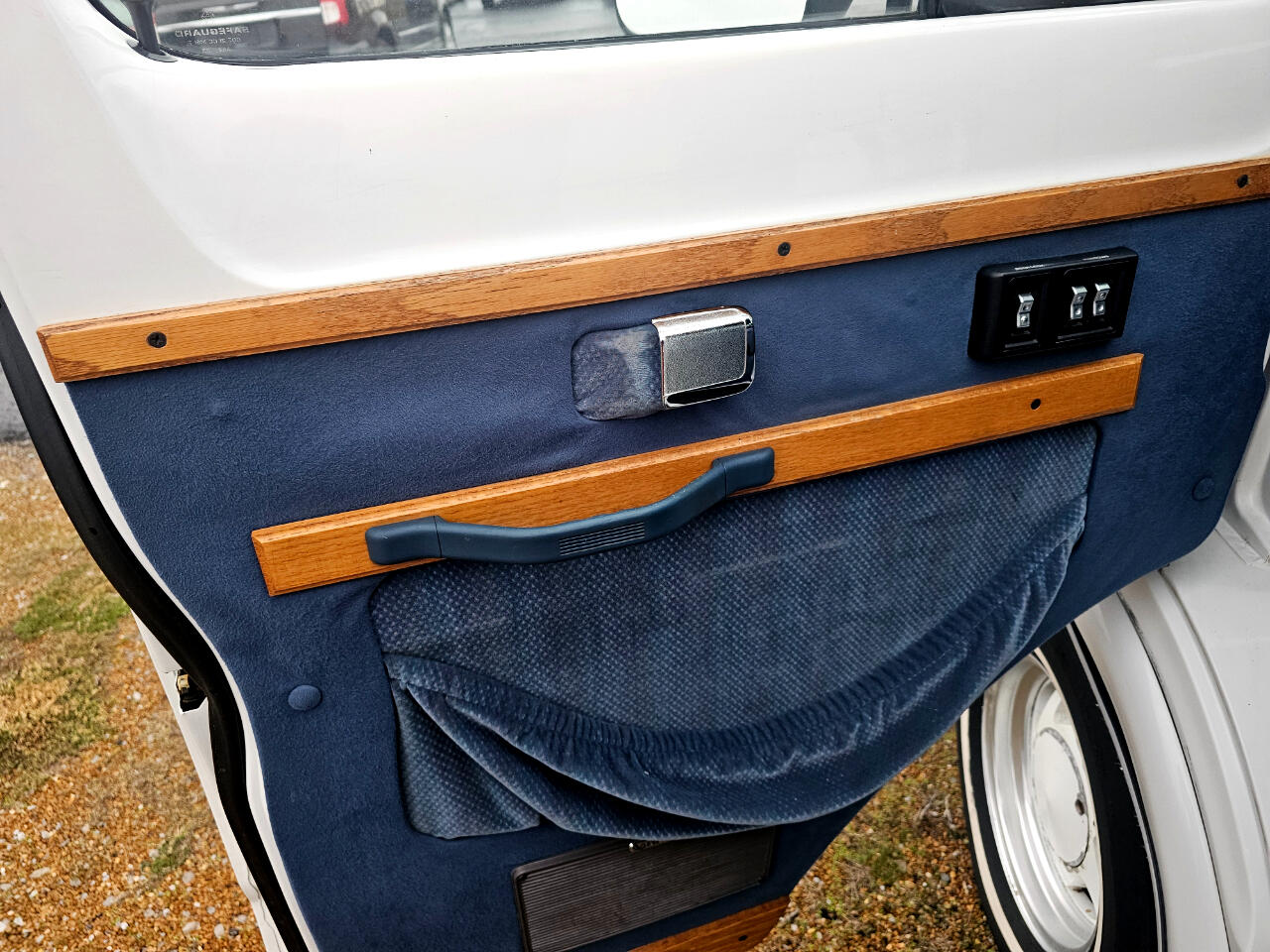 Dodge Ram Van B250 109" WB 1994