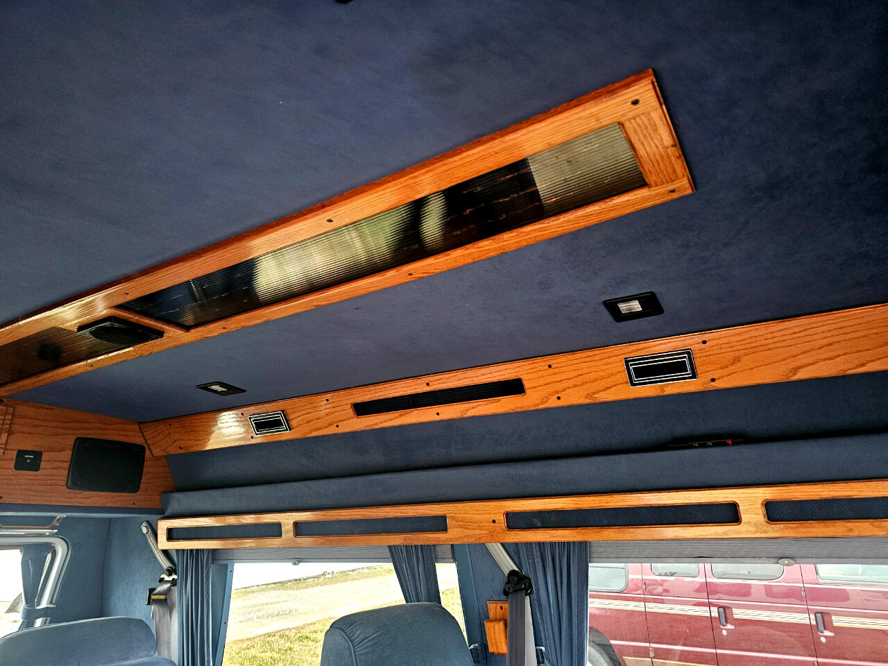 Dodge Ram Van B250 109" WB 1994