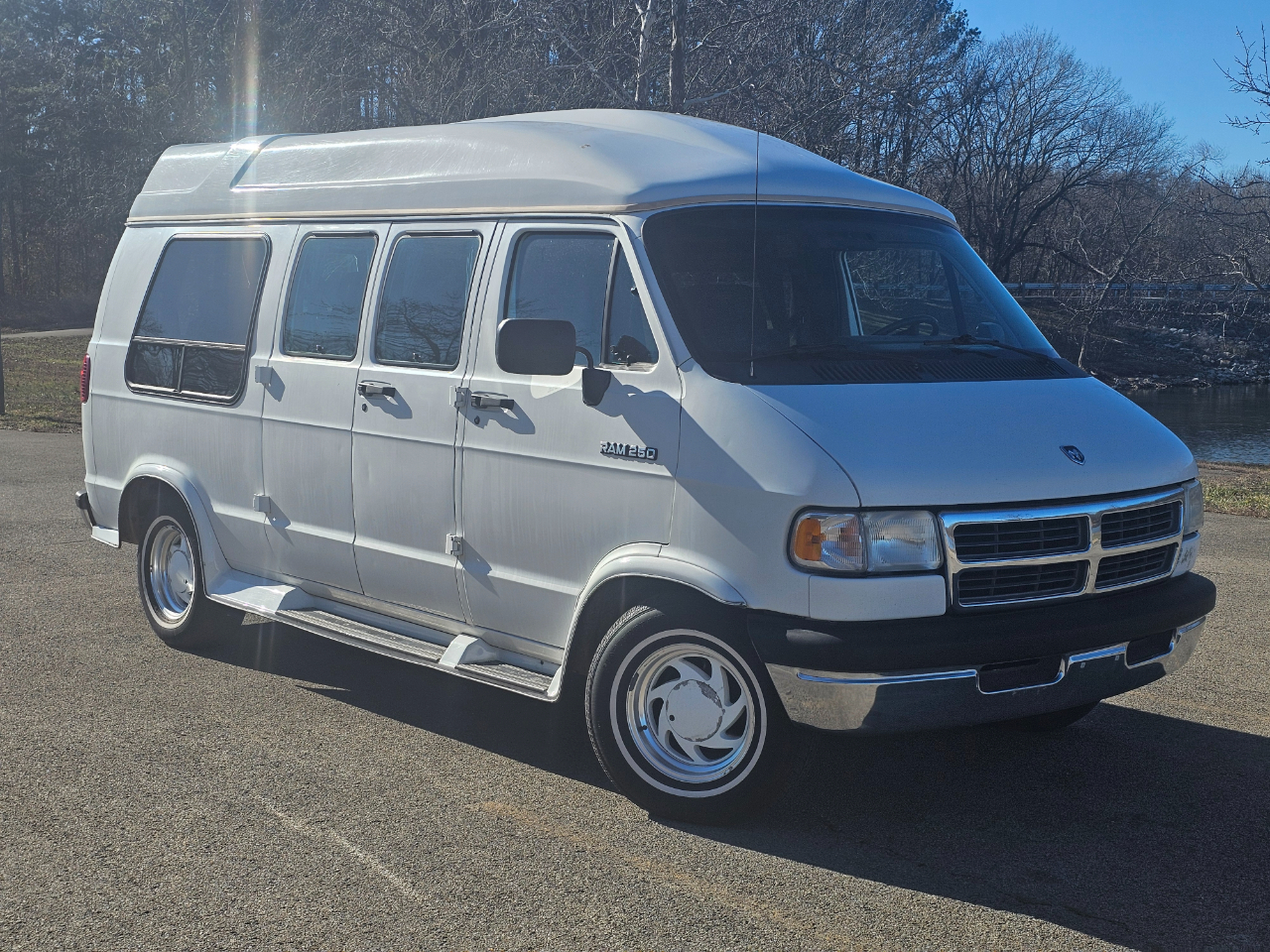 Dodge Ram Van B250 109" WB 1994