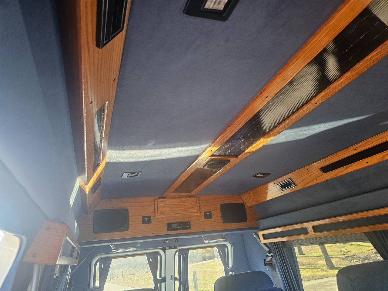 Dodge Ram Van B250 109" WB 1994