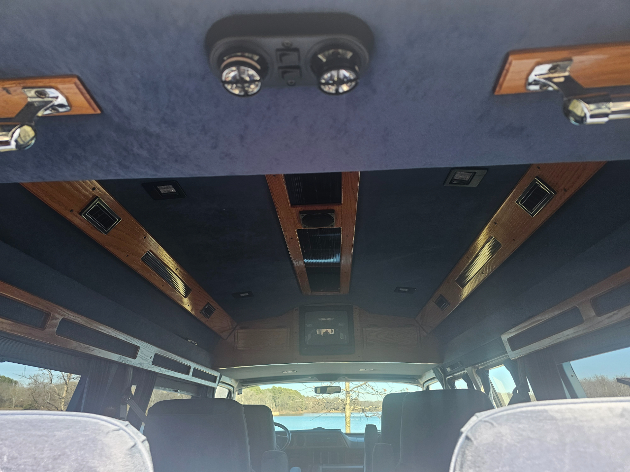 Dodge Ram Van B250 109" WB 1994