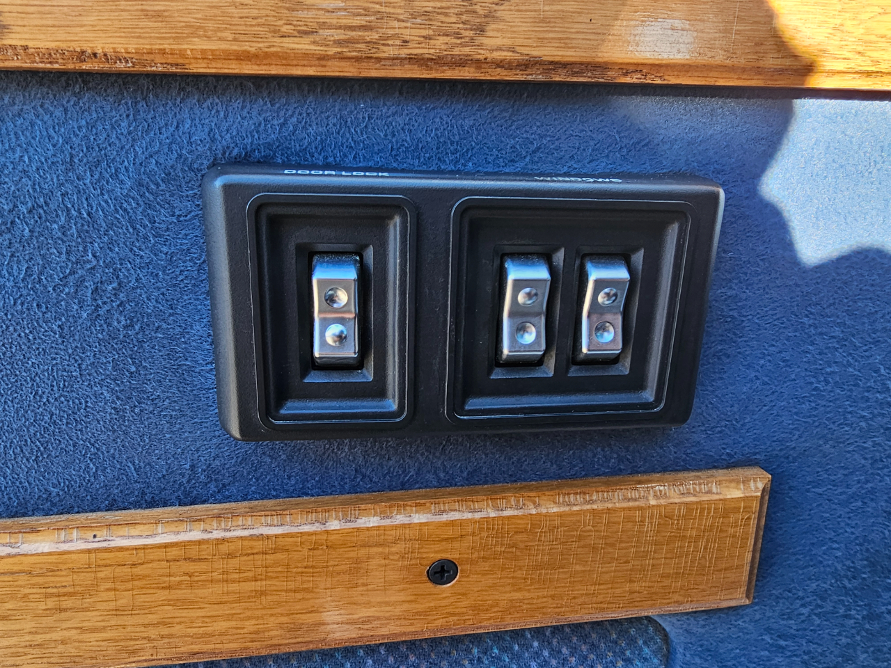 Dodge Ram Van B250 109" WB 1994