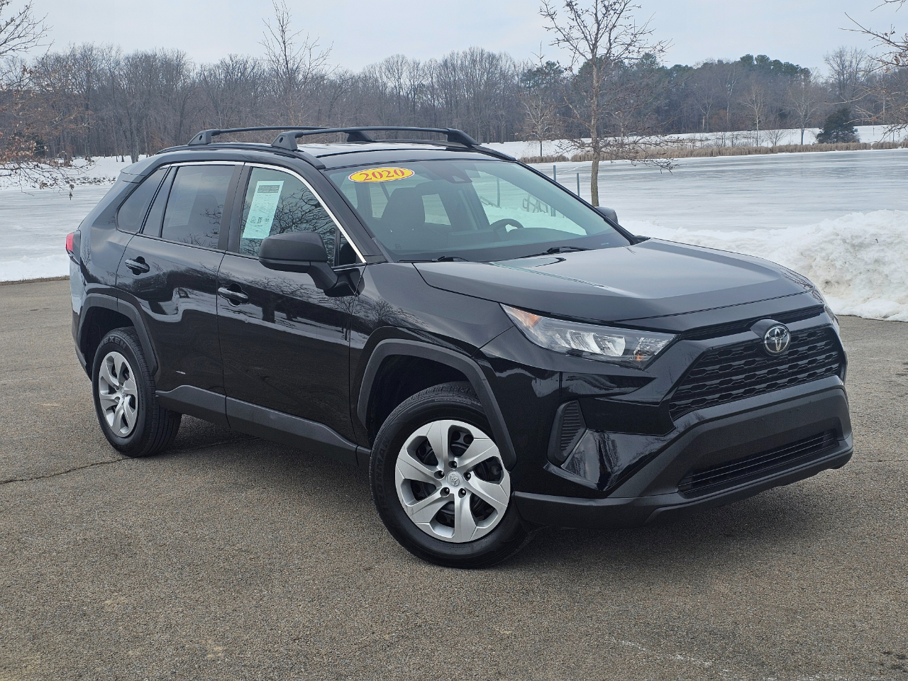 Toyota RAV4 LE AWD (Natl) 2020