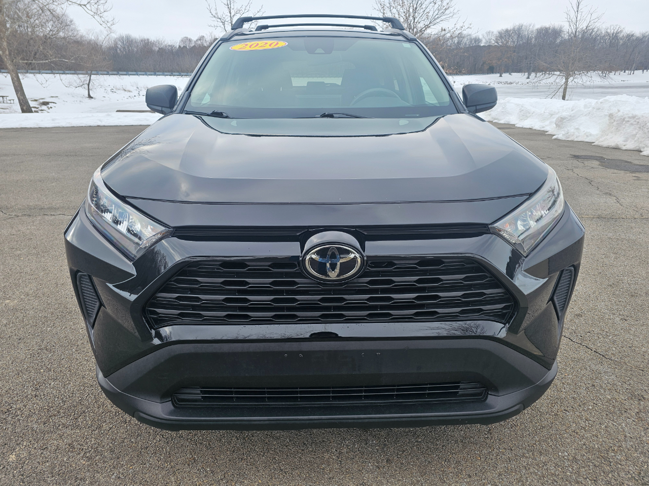 Toyota RAV4 LE AWD (Natl) 2020