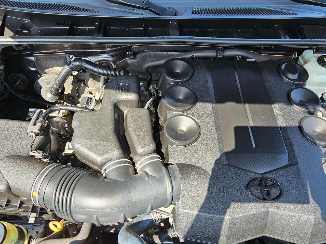 Toyota 4Runner TRD Off Road Premium 4WD (Natl) 2018