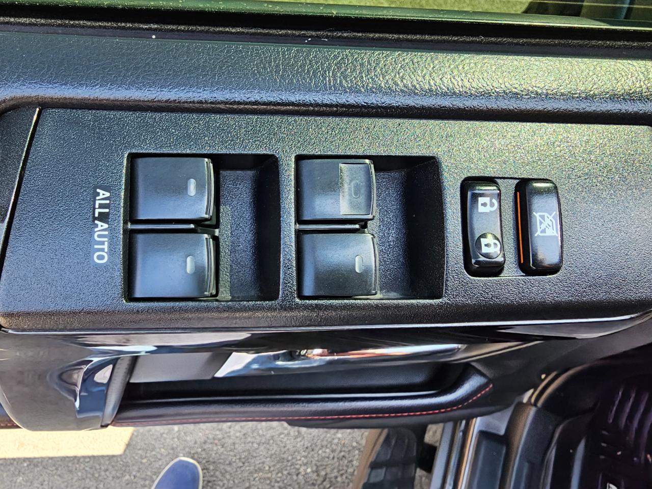 Toyota 4Runner TRD Off Road Premium 4WD (Natl) 2018