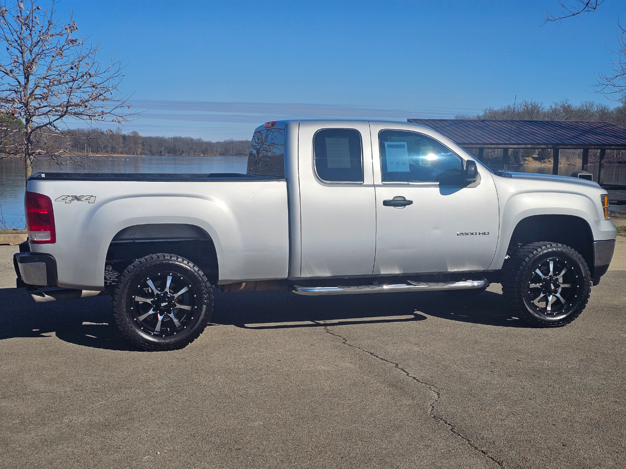 GMC Sierra 2500HD 4WD Ext Cab 144.2" Work Truck 2012