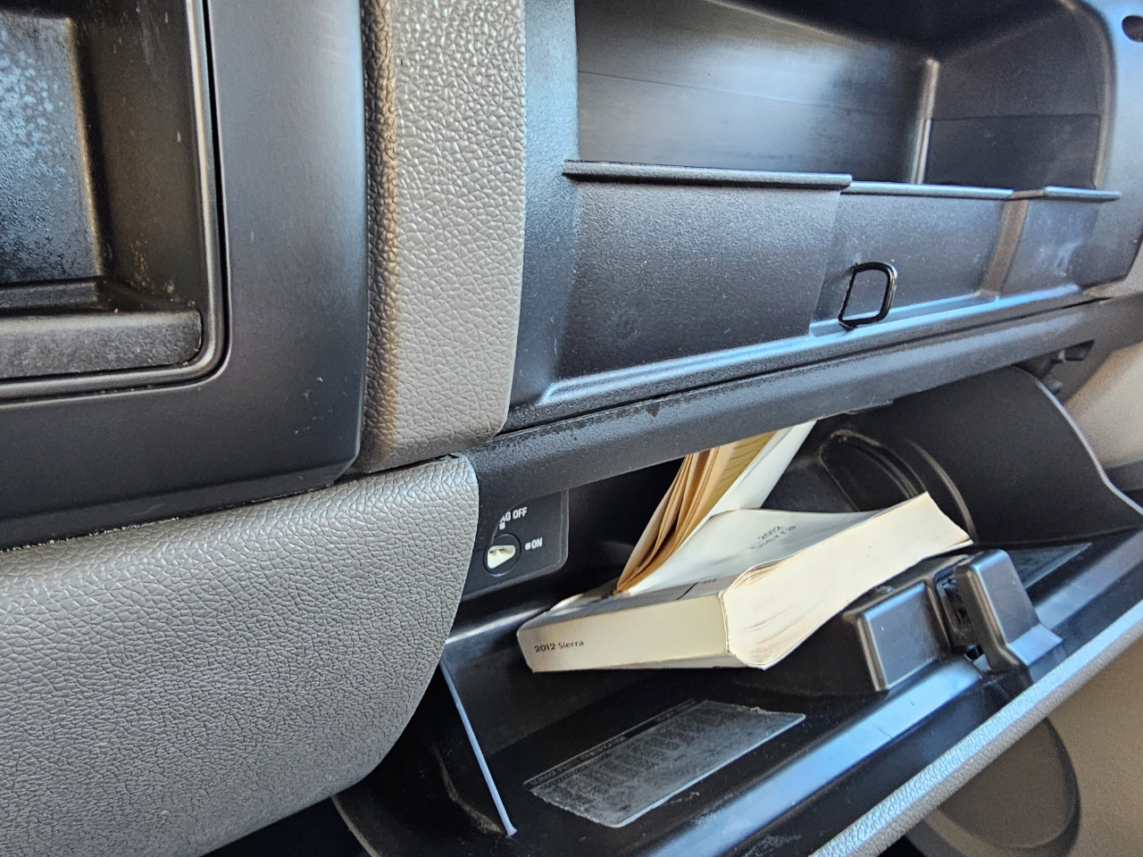 GMC Sierra 2500HD 4WD Ext Cab 144.2" Work Truck 2012