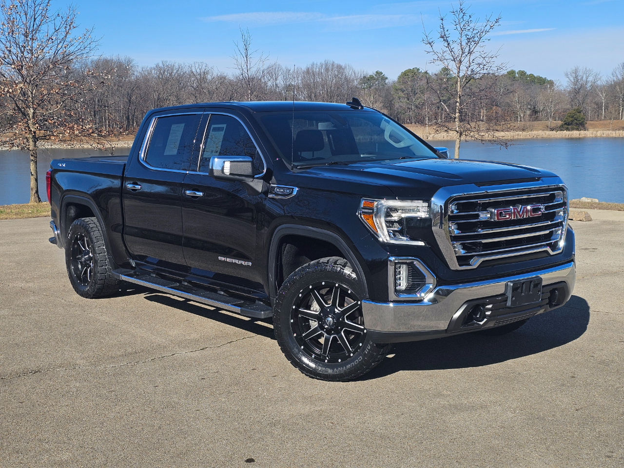 GMC Sierra 1500 4WD Crew Cab 147" SLT 2019