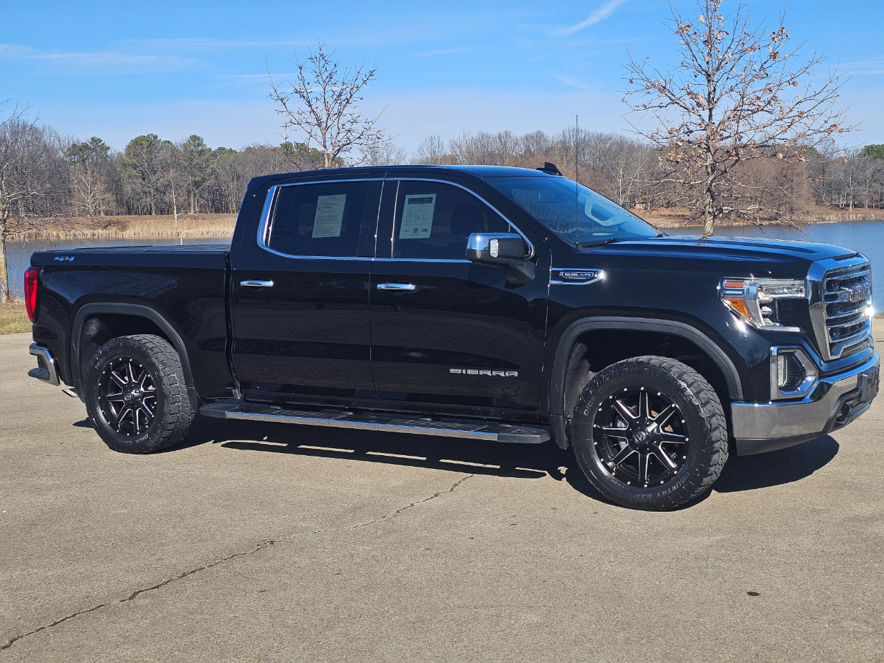 GMC Sierra 1500 4WD Crew Cab 147" SLT 2019