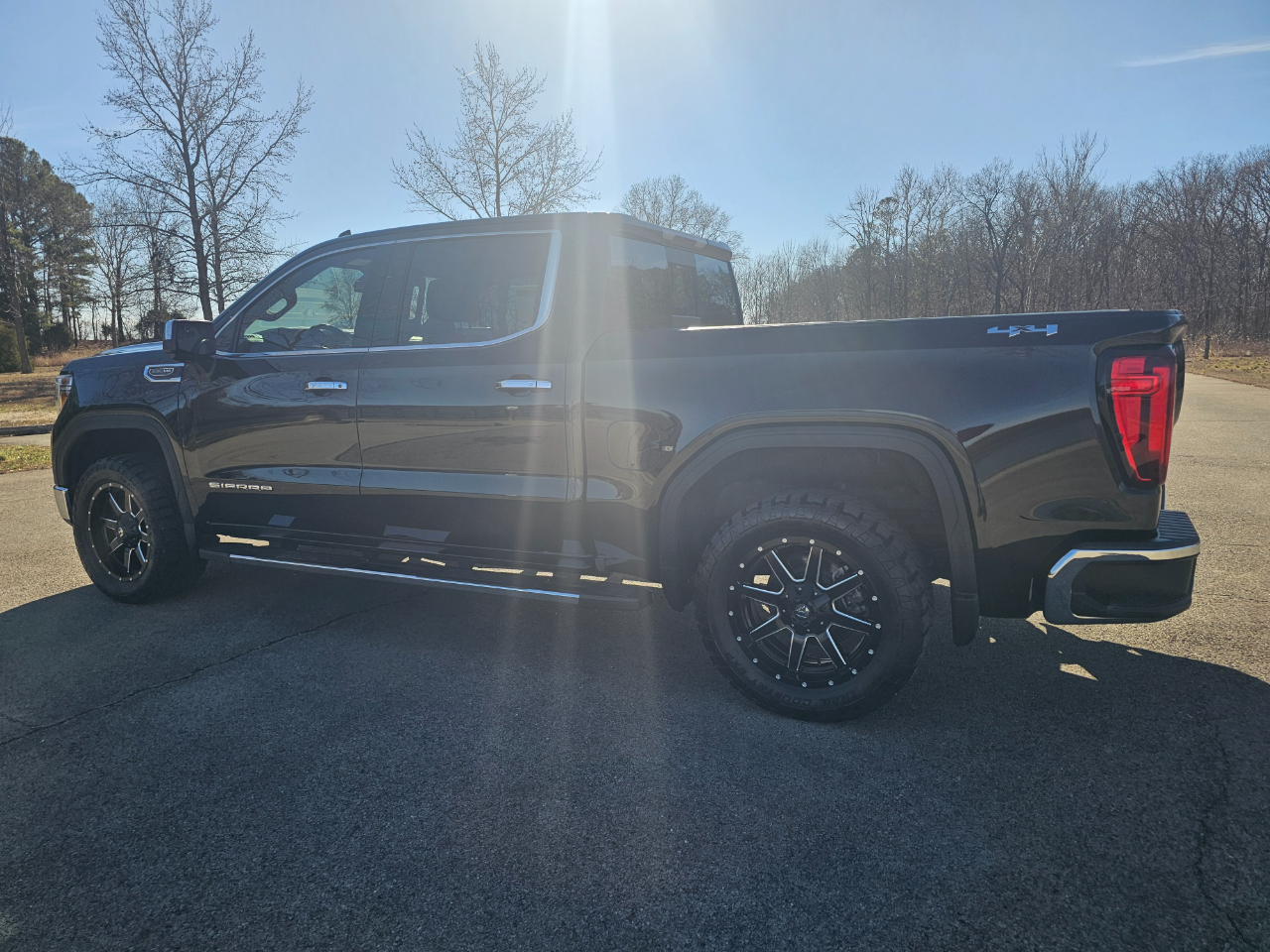 GMC Sierra 1500 4WD Crew Cab 147" SLT 2019
