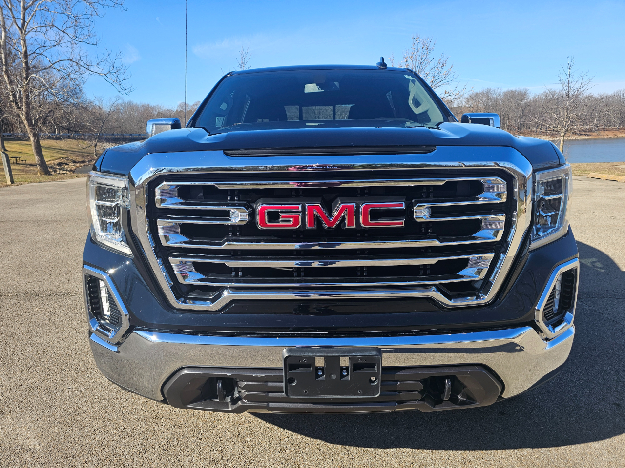 GMC Sierra 1500 4WD Crew Cab 147" SLT 2019