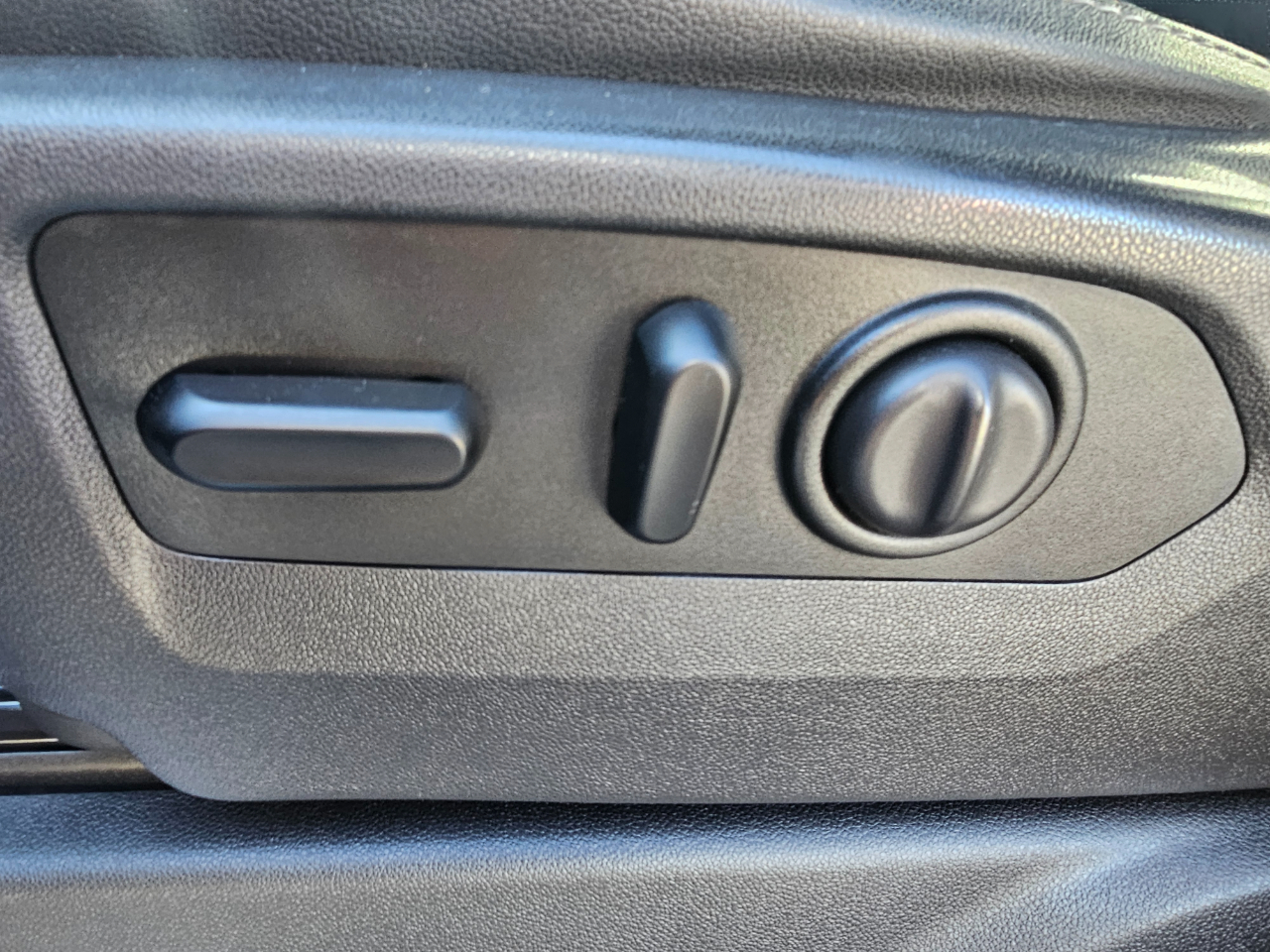 GMC Sierra 1500 4WD Crew Cab 147" SLT 2019