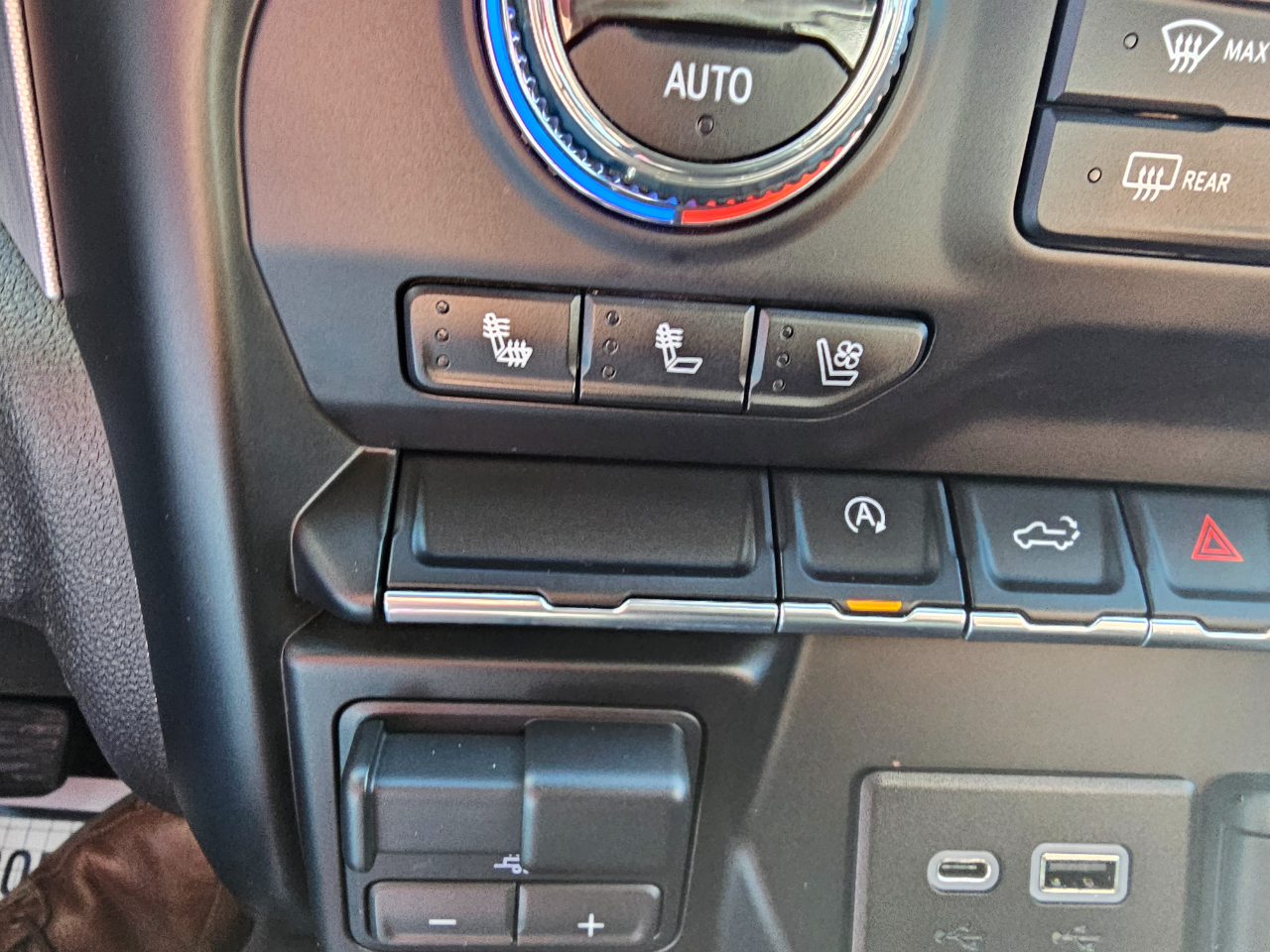 GMC Sierra 1500 4WD Crew Cab 147" SLT 2019