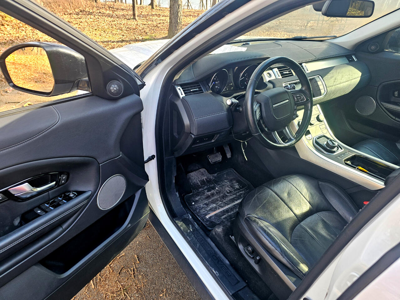 Land Rover Range Rover Evoque 5 Door SE 2017