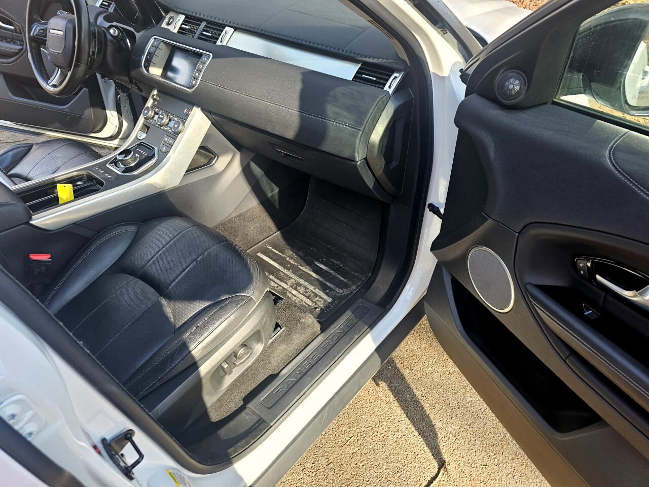 Land Rover Range Rover Evoque 5 Door SE 2017