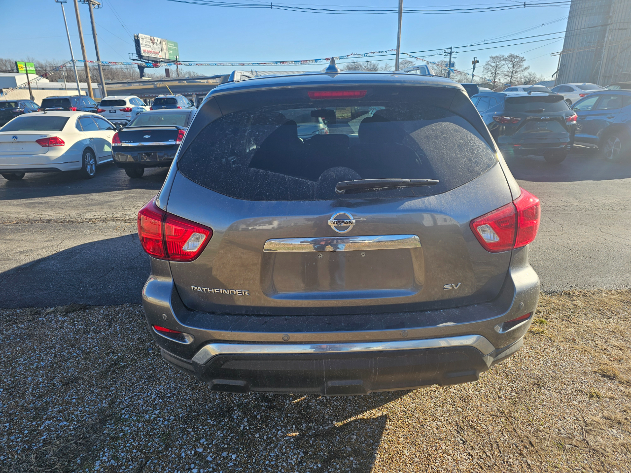 Nissan Pathfinder 4x4 SV 2019