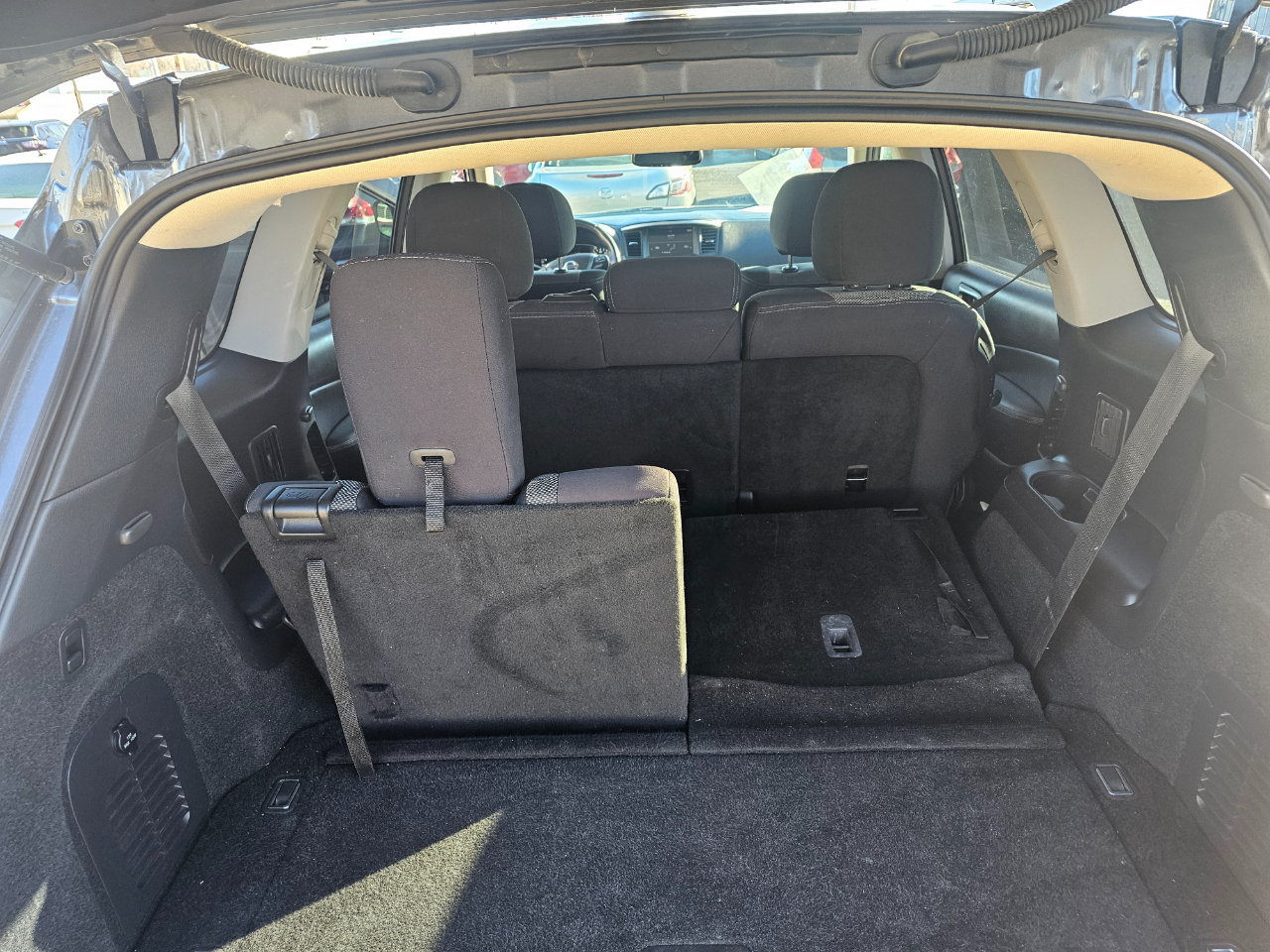 Nissan Pathfinder 4x4 SV 2019