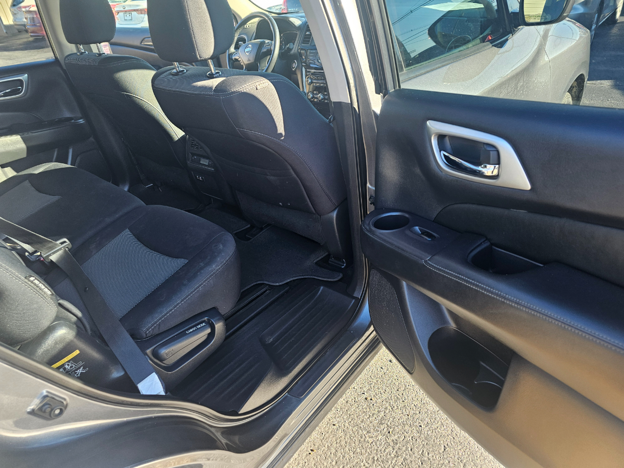 Nissan Pathfinder 4x4 SV 2019