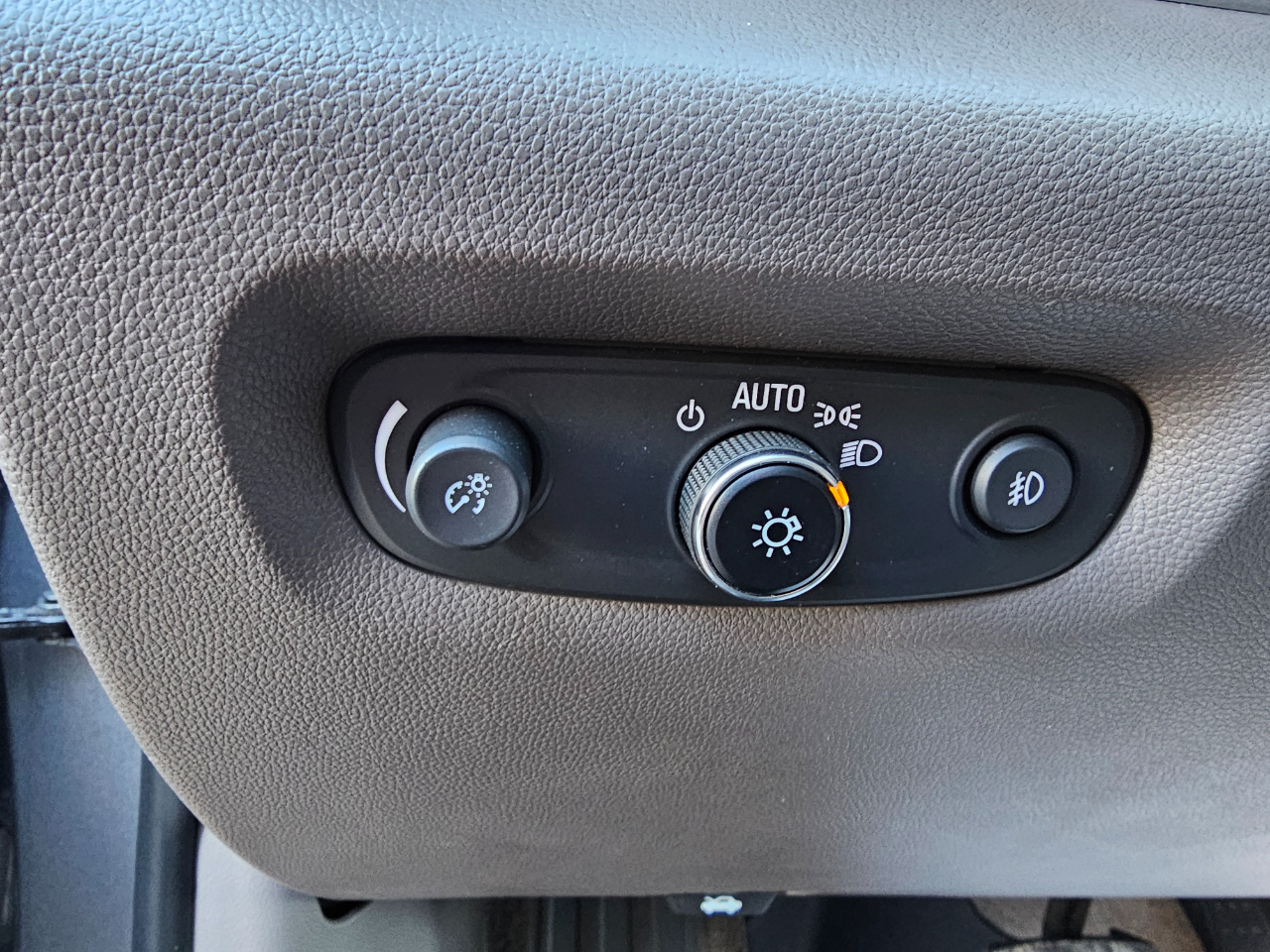 Chevrolet Traverse AWD 4dr LT Cloth w/2FL 2020