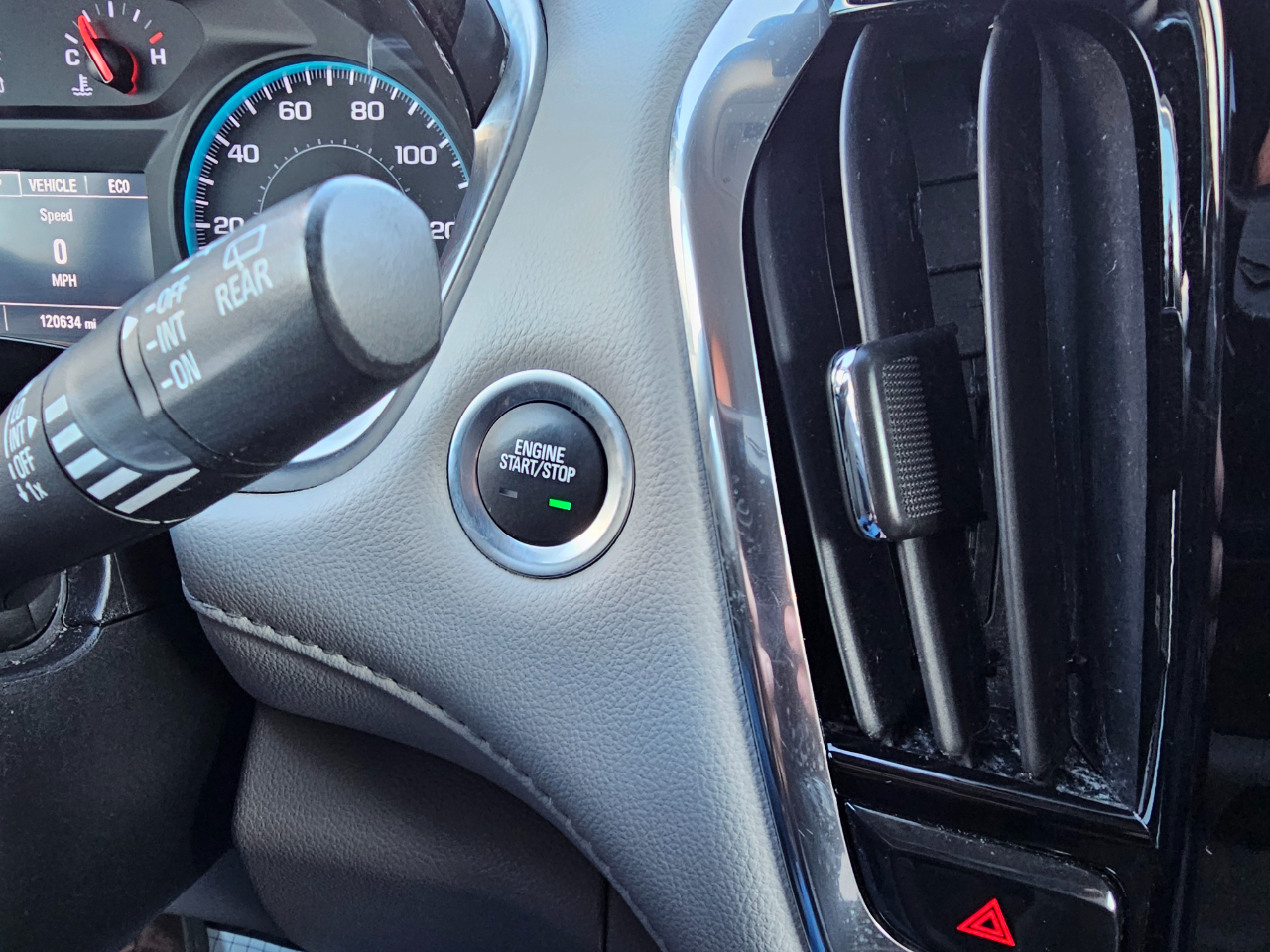 Chevrolet Traverse AWD 4dr LT Cloth w/2FL 2020