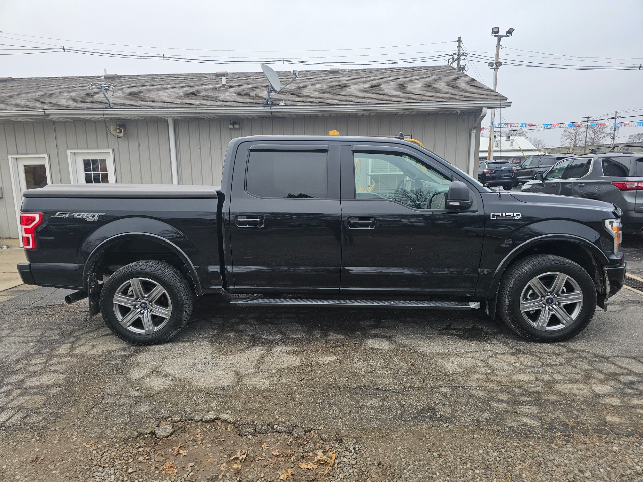 Ford F-150 4WD SuperCrew 139" XLT 2019