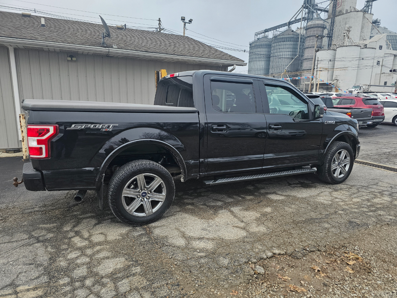 Ford F-150 4WD SuperCrew 139" XLT 2019