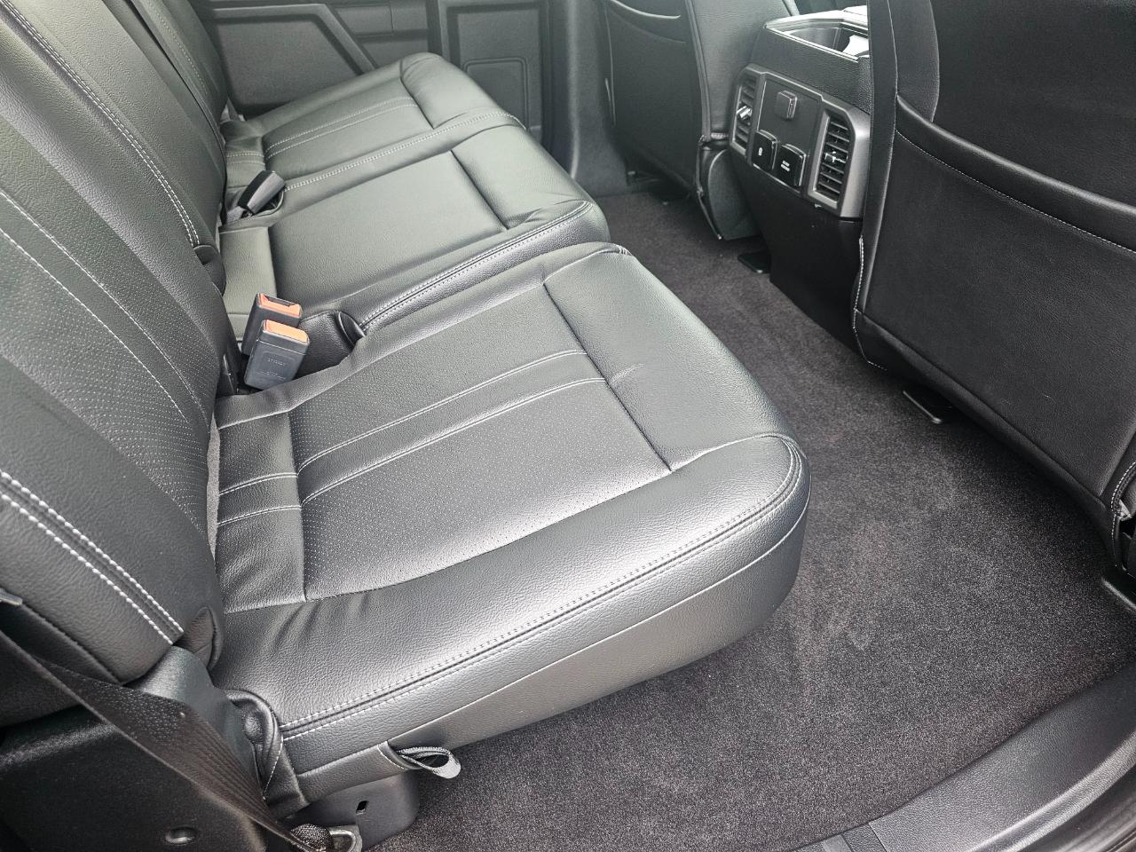 Ford F-150 4WD SuperCrew 145" XLT 2019