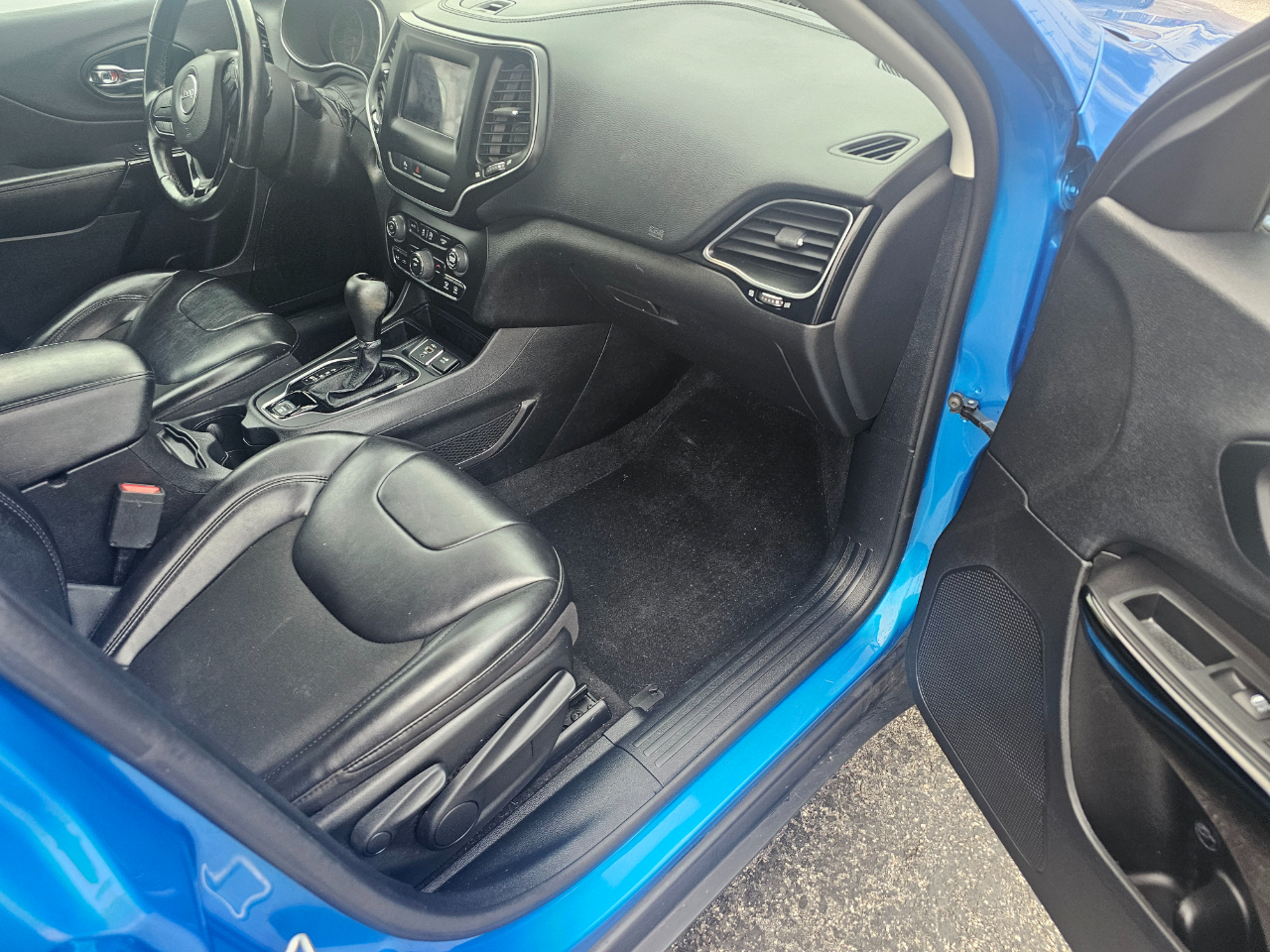 Jeep Cherokee Altitude FWD 2020