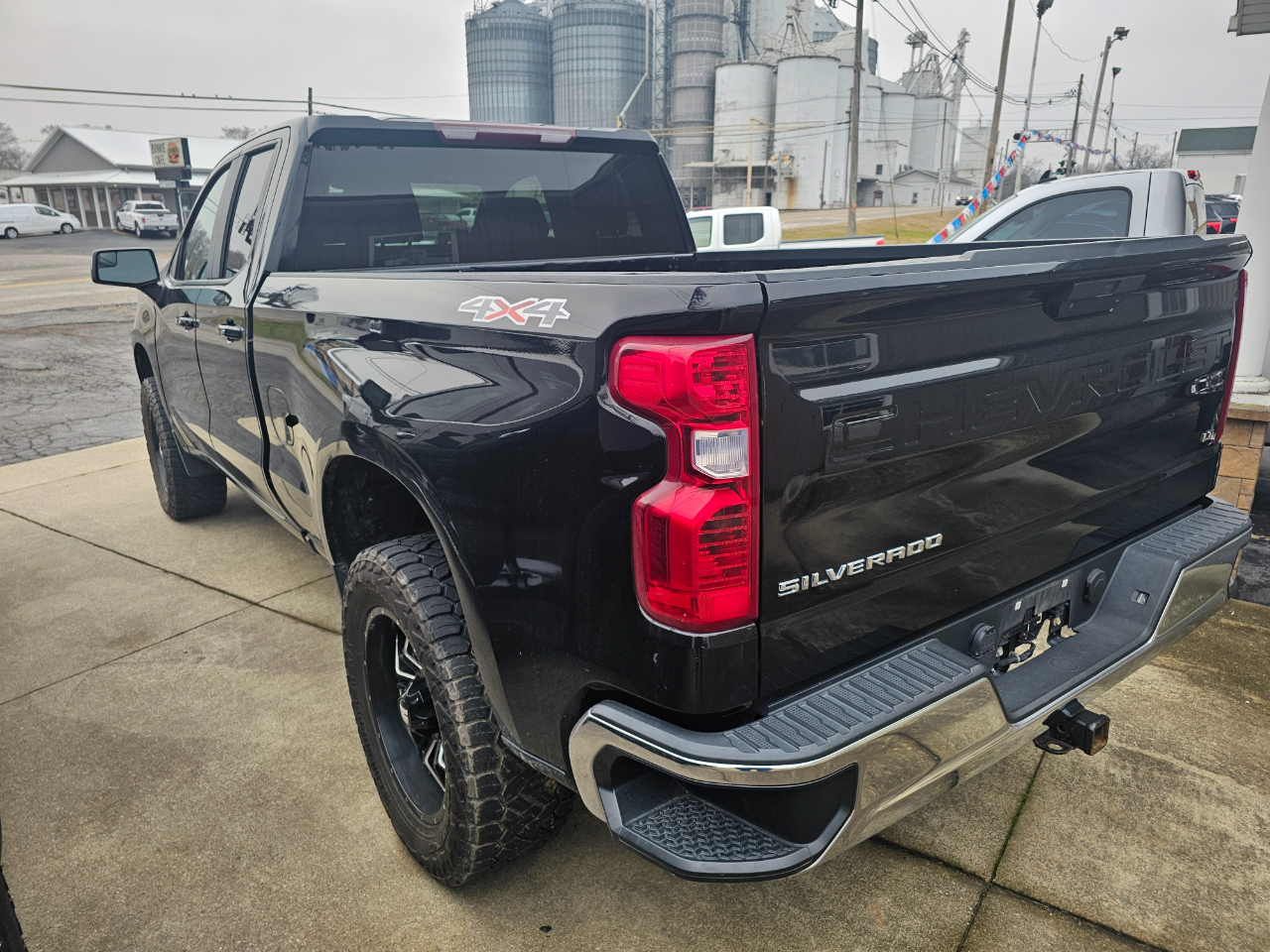 Chevrolet Silverado 1500 4WD Double Cab 147" LT 2019