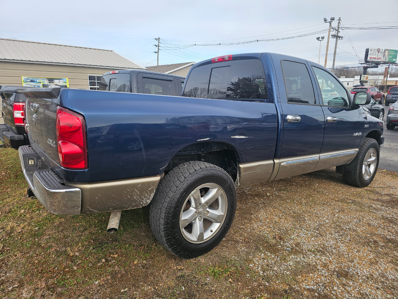 Dodge Ram 1500 4WD Quad Cab 140.5" SLT 2008
