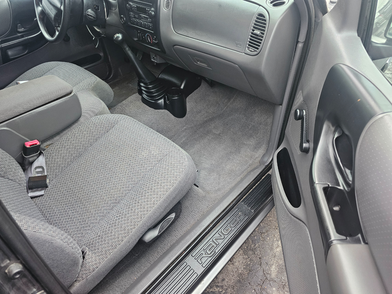 Ford Ranger Supercab 126" WB XLT 1999