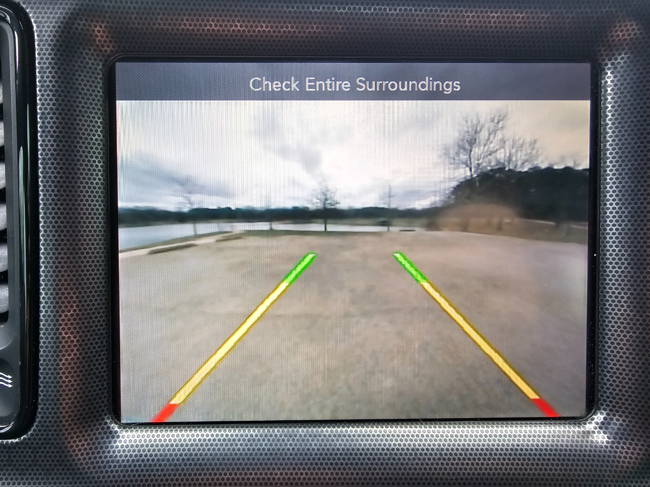 Dodge Challenger 2dr Cpe SXT Plus 2015