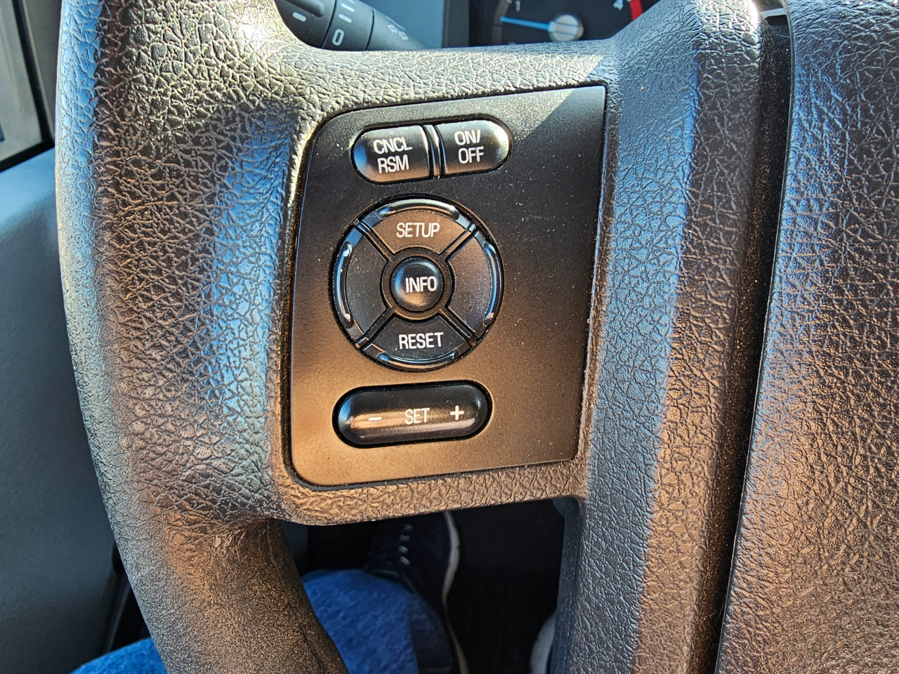 Ford Super Duty F-250 SRW 4WD Crew Cab 156" XL 2016