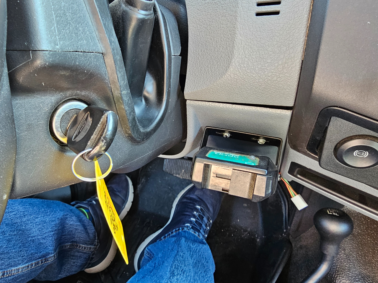 Ford Super Duty F-250 SRW 4WD Crew Cab 156" XL 2016